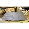 Image 2 : PATIO TABLE WITH JACKKNIFE LEAF 82" X 39" X 30"