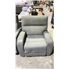 Image 2 : FABRIC ROCKING RECLINER *RECLINING ISSUES*
