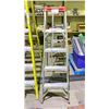Image 2 : WERNER 5' ALUMINUM STEP LADDER