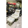 Image 1 : LEATHER RECLINER WITH OTTOMAN (RECLINING ISSUES)