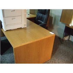 Golden Oak L-shape Double Pedestal Executive Desk