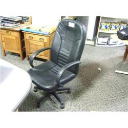 Black Leather Hi-back Boardroom Chair