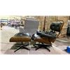 Image 3 : ITALIAN LEATHER LOUNGE CHAIR AND OTTOMAN, BLACK/ROSEWOOD