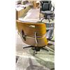 Image 5 : ITALIAN LEATHER LOUNGE CHAIR AND OTTOMAN, BLACK/ROSEWOOD