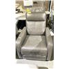 Image 2 : GREY LEATHER RECLINER CHAIR