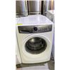 Image 5 : ELECTROLUX WASHER & DRYER SET
