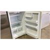 Image 2 : HAIER SWING OUT FRIDGE 28"W