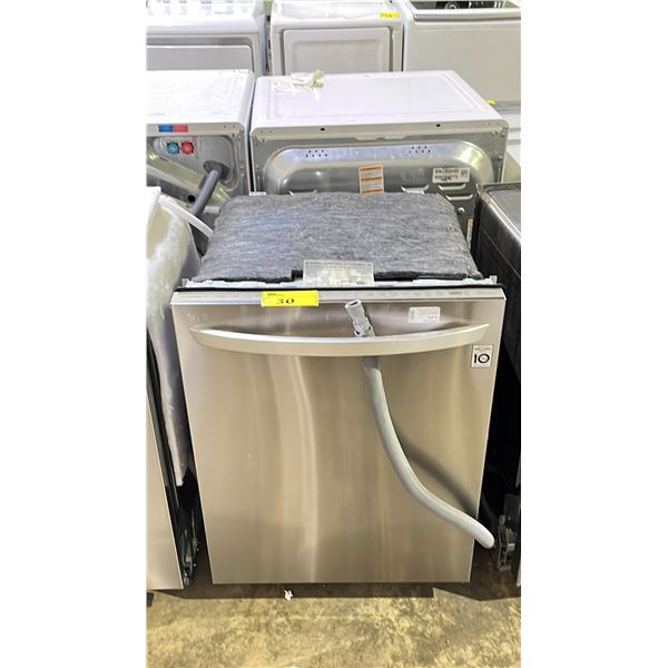 LG QUADWASH THINQ STAINLESS STEEL DISHWASHER