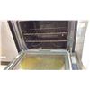 Image 3 : AMANA STAINLESS STEEL ELECTRIC STOVE WITH CONVECTION OVEN