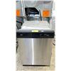 Image 1 : WHIRLPOOL STAINLESS STEEL DISHWASHER