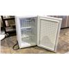 Image 2 : KOOLATRON MINI FREEZER