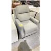 Image 1 : PUSH BACK FABRIC RECLINER