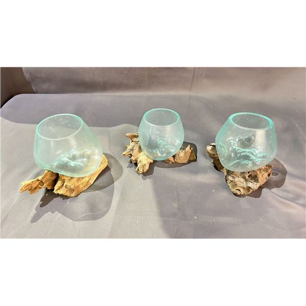 3 HAND MADE MOLTEN GLASS BOWLS ON TEAK BASES *PICTURE IS NOT EXACT REPRESENTATION*