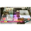 Image 4 : 2 SHELVES OF ASSORTED VINYL RECORDS