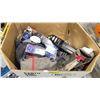 Image 2 : GAYLORD OF ASSORTED ITEMS INCLUDING; LIGHTING, SHOWER HEAD, AIR FRYER & MORE (UNKNOWN WORKING