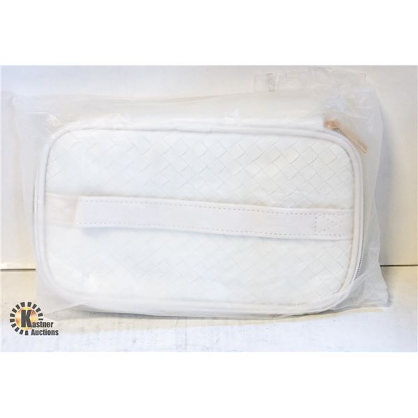 BRAND NEW CHECKERED MAKEUP BAG - WHITE