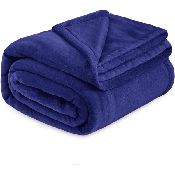 NEW WITH BOX MUXHOMO SUPER SOFT FLANNEL BLANKET