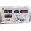 Image 1 : NEW VINTAGE TRAIN SET