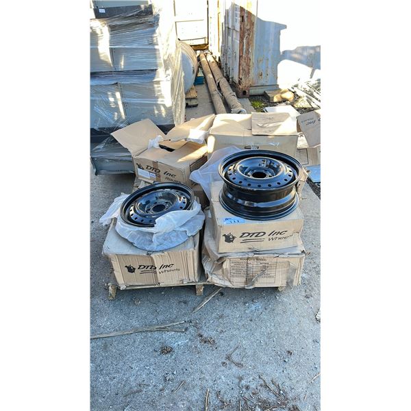 PALLET OF DTD WHEELS 5 BOLT METAL RIMS