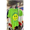 Image 2 : RACK OF ASSORTED CLOTHING INCLUDING; T-SHIRTS, AND MORE *RACK NOT INCLUDED*
