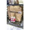 Image 2 : SHELF LOT OF LARGE RENOLD CHAIN AND TOILET PAPER