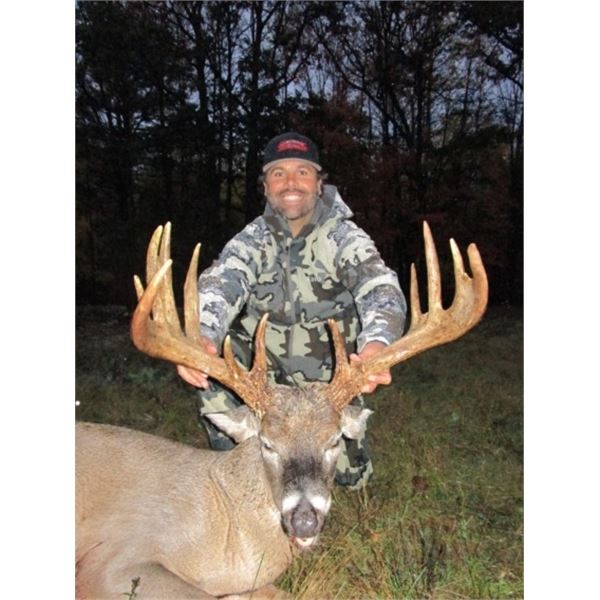 4 Day Whitetail Hunt (up to 200”) for 1 Hunter