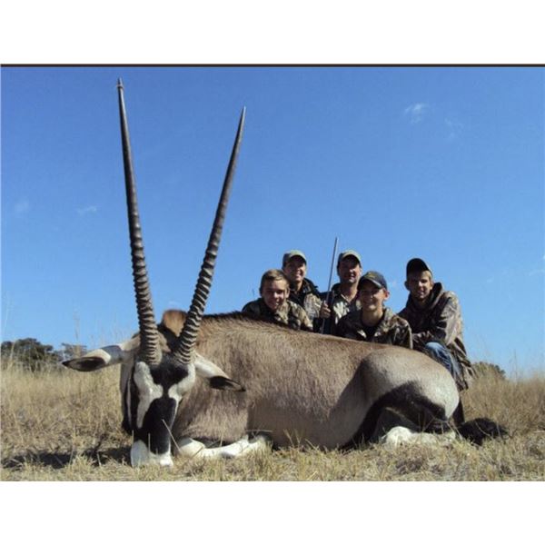 8 Days (6 hunting, 2 travel) Safari with $4000 credit to be shared between 2 Hunters