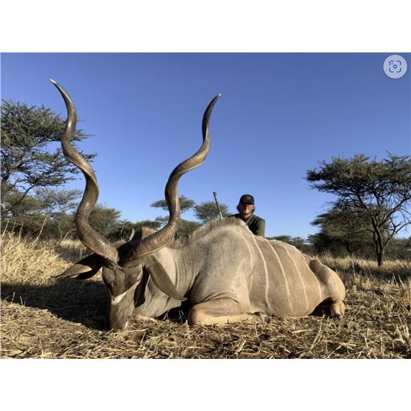 7 Day Safari for Kudu, Oryx, Springbok, Duiker and Steenbuck for 1 Hunter and 1 Non-Hunter