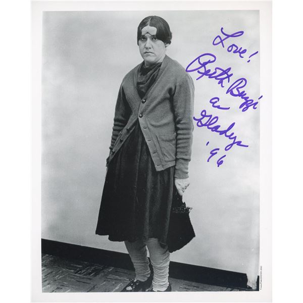 Ruth Buzzi signed photo