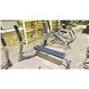 Image 2 : BENCH PRESS