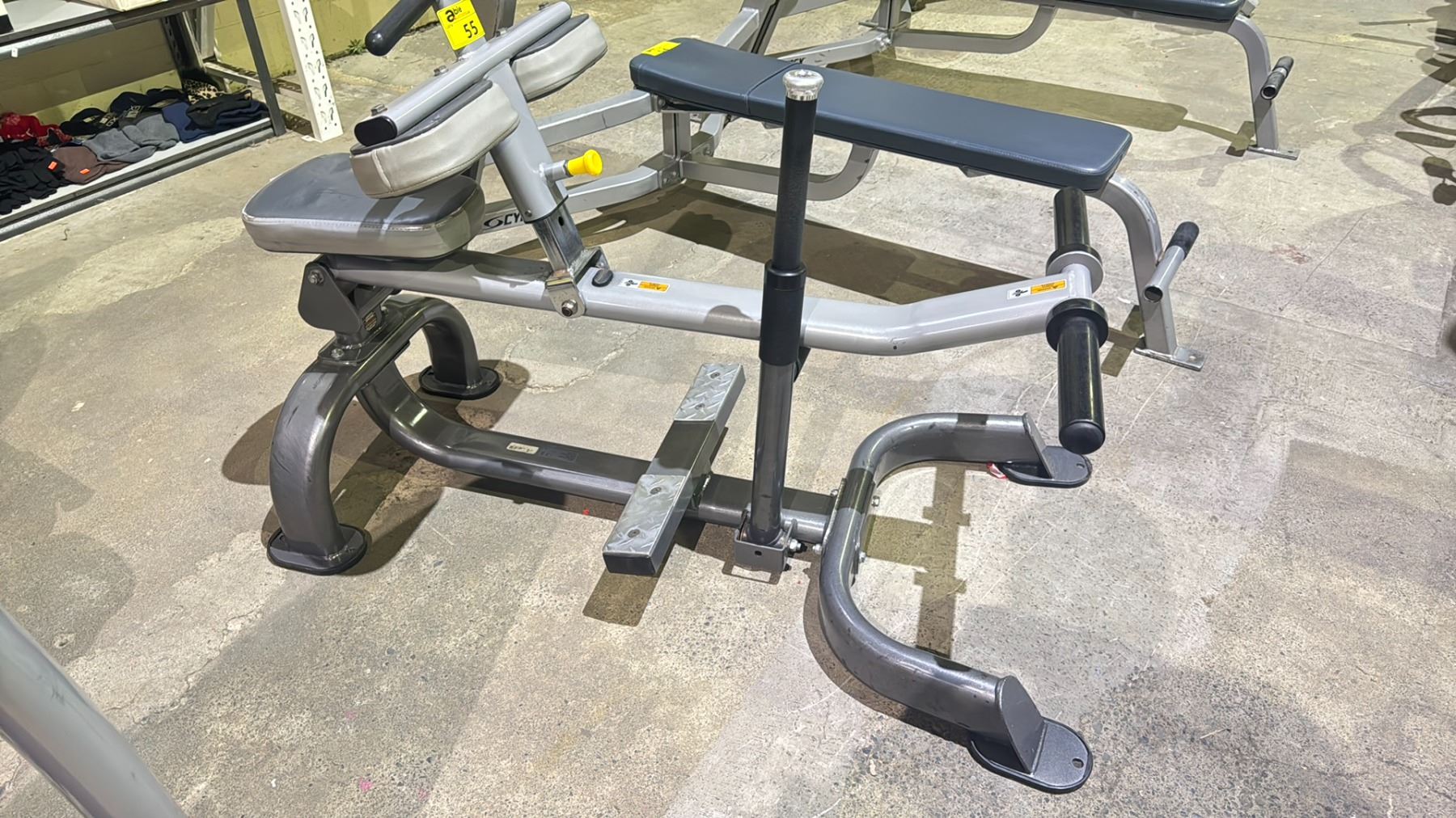 Cable Rise Machine SEATED CALF RISE MACHINE - Able Auctions