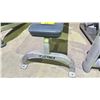 Image 2 : FLAT WEIGHT BENCH