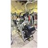 Image 1 : CYBEX ELLIPTICAL TRAINER