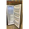 Image 2 : GALANZ STAINLESS STEEL SWING OUT SWITCH FRIDGE AND FREEZER 23" WIDE *MISSING HANDLE*