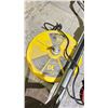 Image 2 : LOT OF WHIRL-A-WAY 14" FLOOR CLEANER AND JEPSON POLISHER