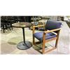 Image 1 : ROUND TABLE AND CUSHION CHAIR