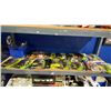 Image 1 : SHELF LOT OF STAR WARS FIGURES