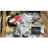 Image 3 : TRAY OF ASSORTED JEWELRY INCLUDING; NECKLACES, BRACELETS AND MORE