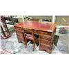 Image 1 : ANTIQUE EXECUTIVE DESK