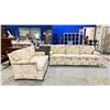 Image 1 : 2-PC FABRIC FLORAL MOTIF SOFA & LOVESEAT SET