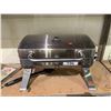 Image 2 : EXPERT GRILL PROPANE BBQ WITH STAINLESS STEEL COOKING GRATE & MASTER CHEF BBQ BRUSH