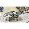 Image 2 : RECLINING ZERO GRAVITY PATIO CHAIR