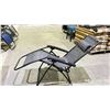 Image 2 : RECLINING ZERO GRAVITY PATIO CHAIR
