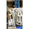 Image 3 : BOX OF 13 MAINSTAYS CLIP-ON UMBRELLAS