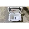 Image 2 : AMAZON COMMERCIAL ROTO MOLDED COOLER