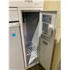 Image 3 : AVANTI COMPLETE KITCHEN CK3016