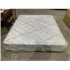 Image 1 : KINGSDOWN KING SIZE MATTRESS