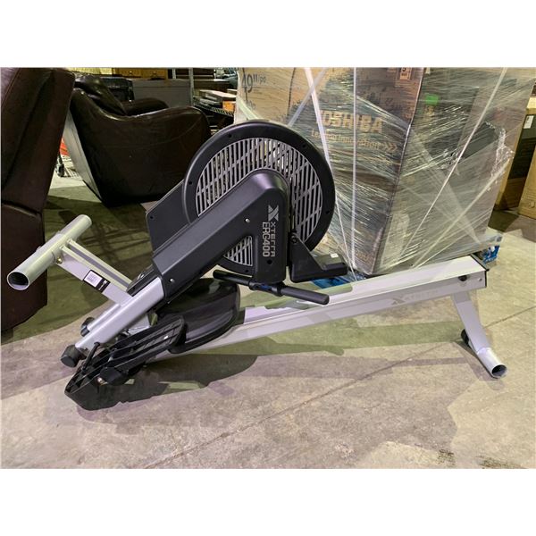 XTERRA ERG400 ROW MACHINE (UNKNOWN WORKING CONDITION, NO POWER CORD)