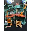 Image 2 : MINT CONDITION COMPLETE MASTERS OF THE UNIVERSE GREYSKULL