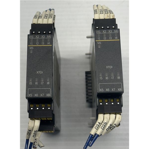 (2) Mitsubishi #WS0-XTDI80202 Safety Controllers